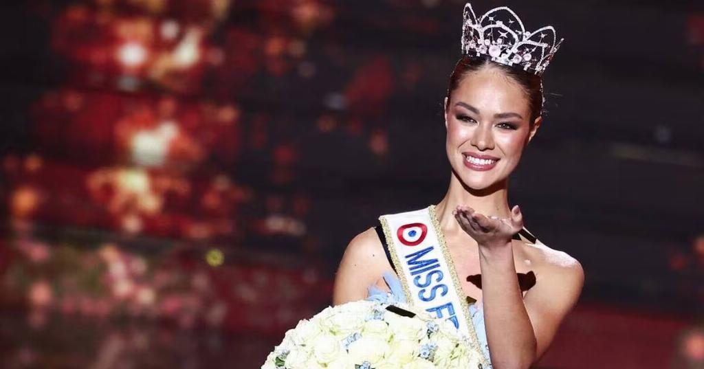 Hinaupoko Devèze, Miss Tahiti, couronnée Miss France 2026